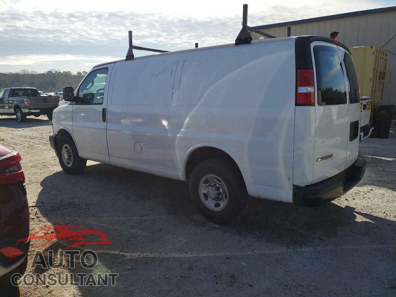 CHEVROLET EXPRESS 2019 - 1GCWGAFP8K1237252