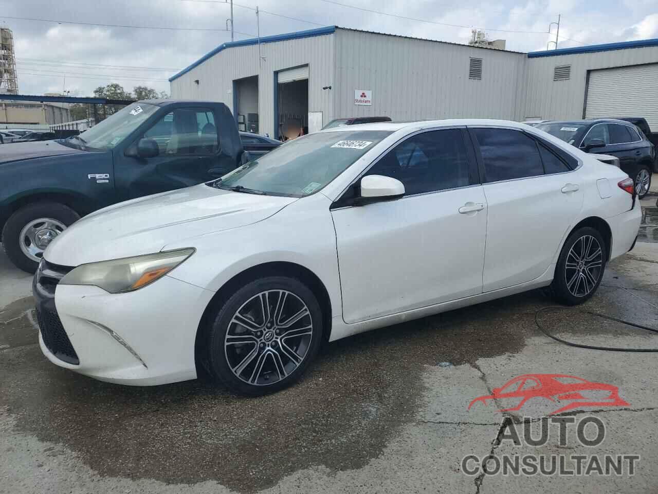 TOYOTA CAMRY 2016 - 4T1BF1FK4GU187408