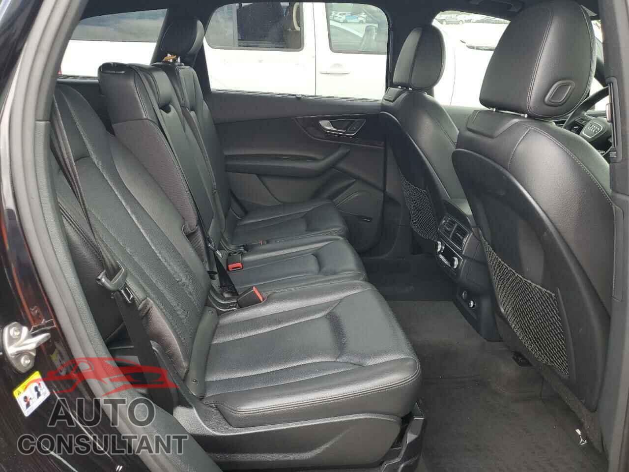 AUDI Q7 2018 - WA1VABF7XJD044692
