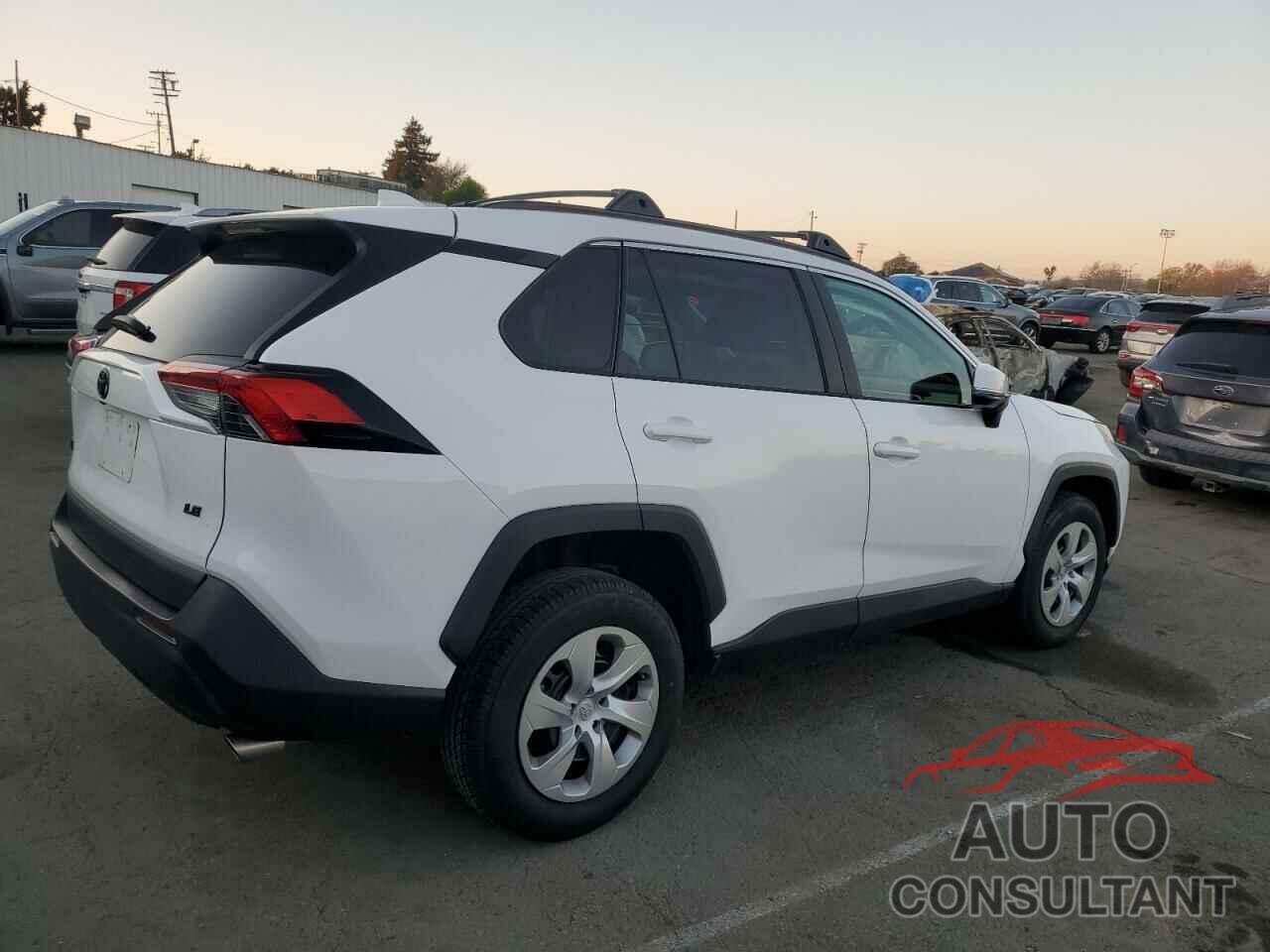 TOYOTA RAV4 2021 - 2T3K1RFV6MC102502
