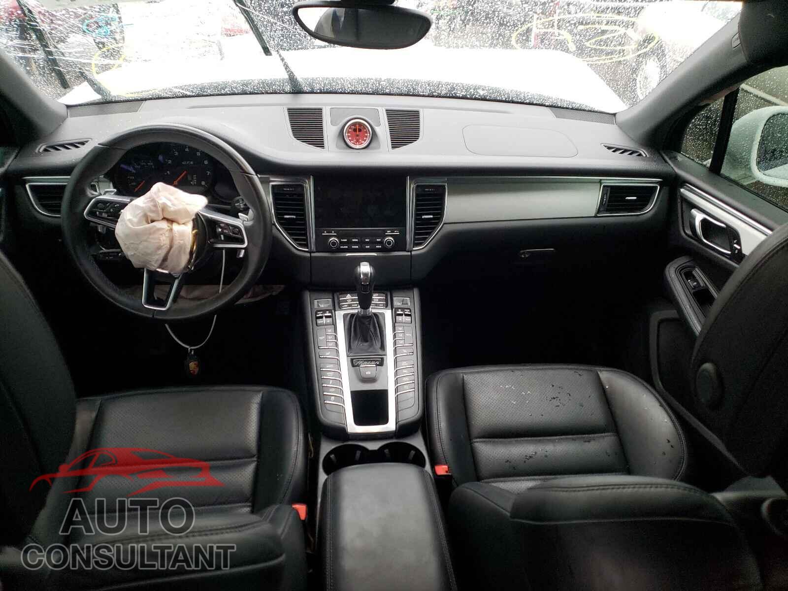 PORSCHE MACAN 2017 - WP1AG2A59HLB50235