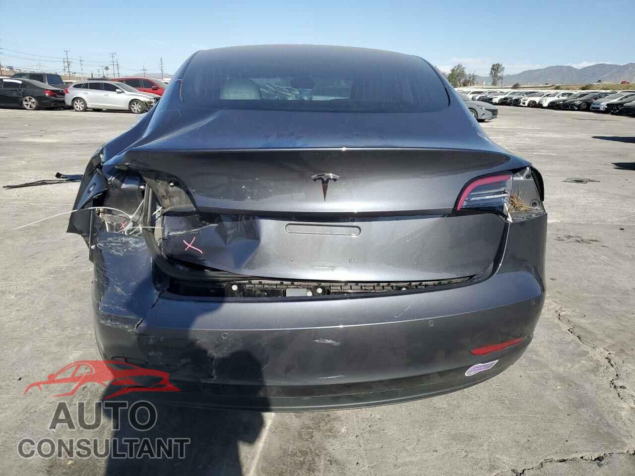 TESLA MODEL 3 2018 - 5YJ3E1EA5JF169178