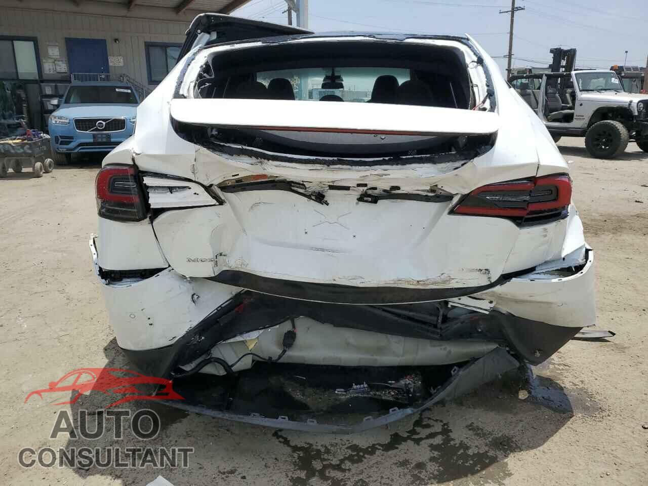 TESLA MODEL X 2017 - 5YJXCAE26HF079421