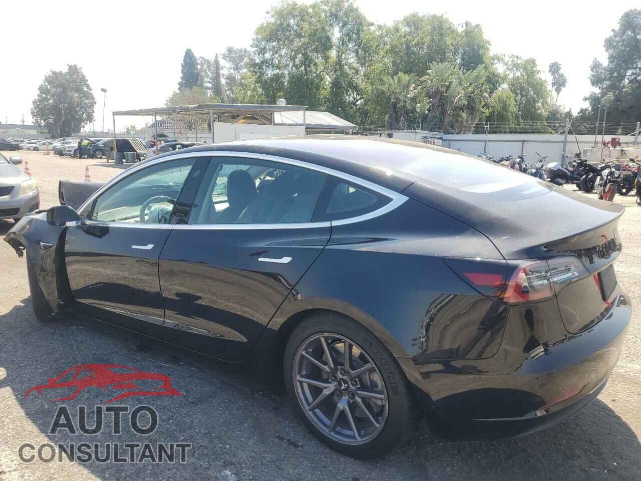 TESLA MODEL 3 2018 - 5YJ3E1EA1JF172420