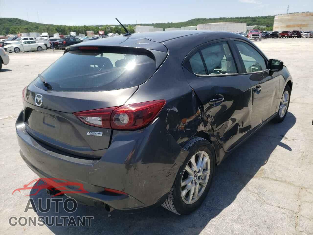 MAZDA 3 2017 - 3MZBN1K71HM118400