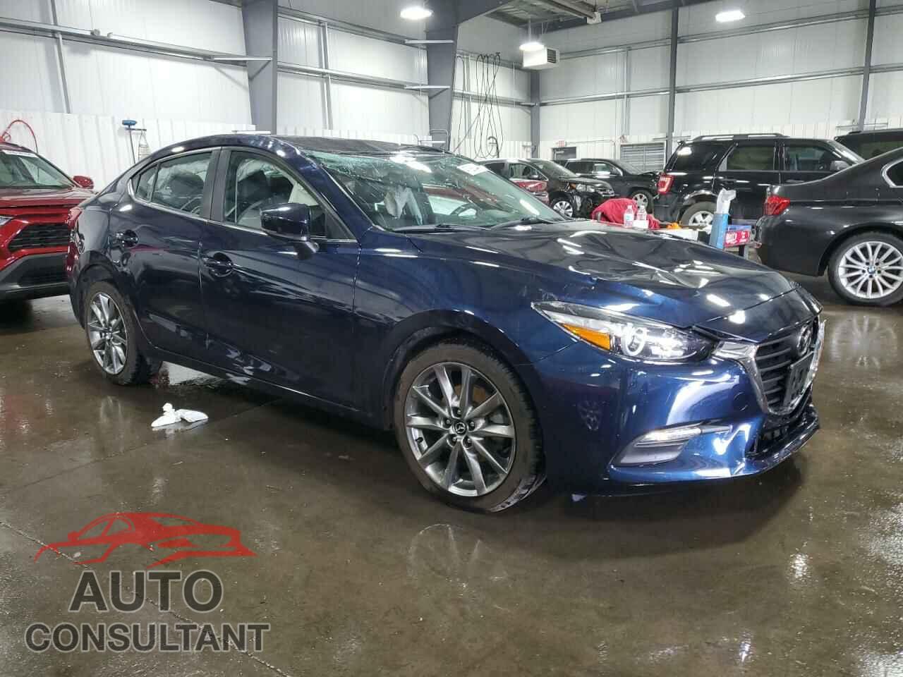 MAZDA 3 2018 - 3MZBN1V38JM224499