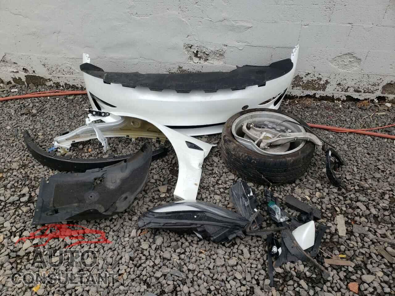TESLA MODEL 3 2023 - 5YJ3E1EA9PF542960