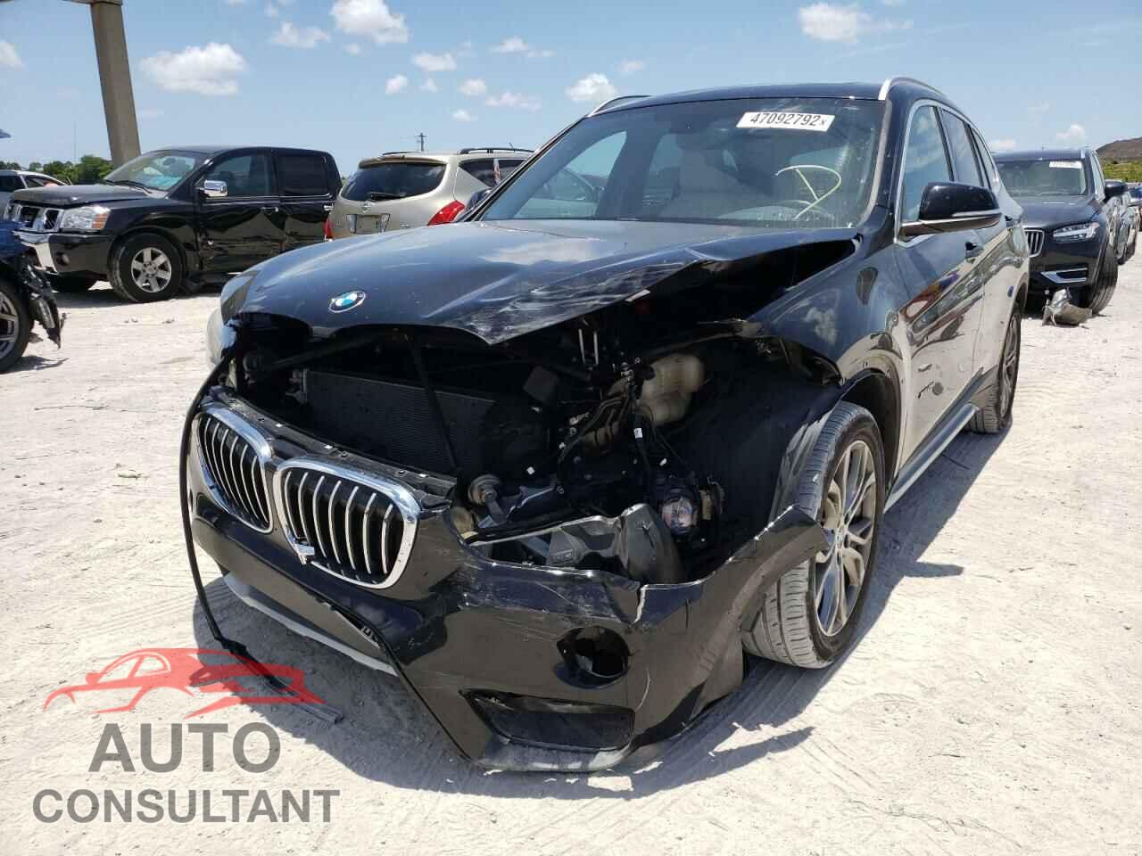 BMW X1 2016 - WBXHT3C35GP883647
