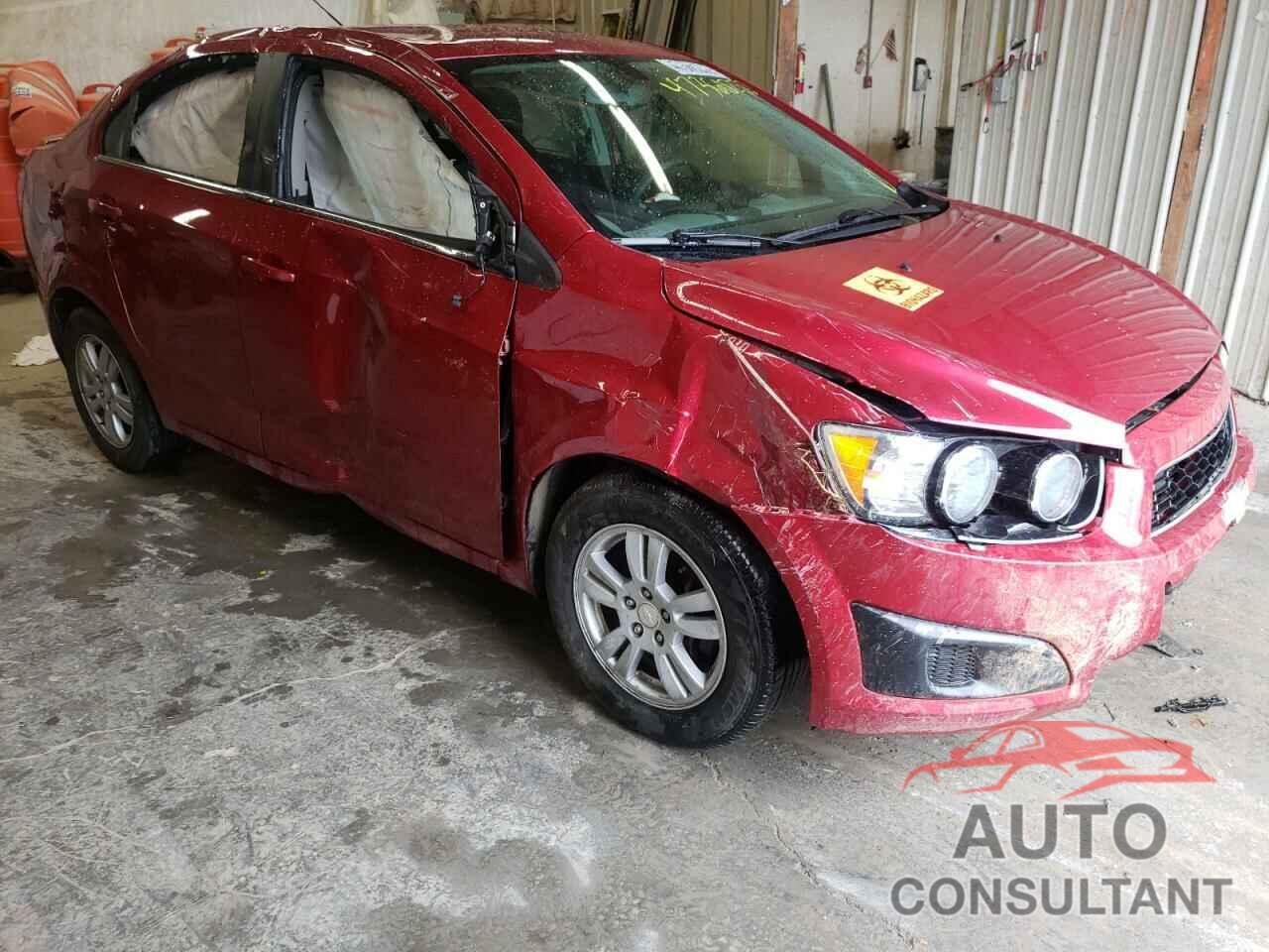 CHEVROLET SONIC 2016 - 1G1JC5SH4G4185550