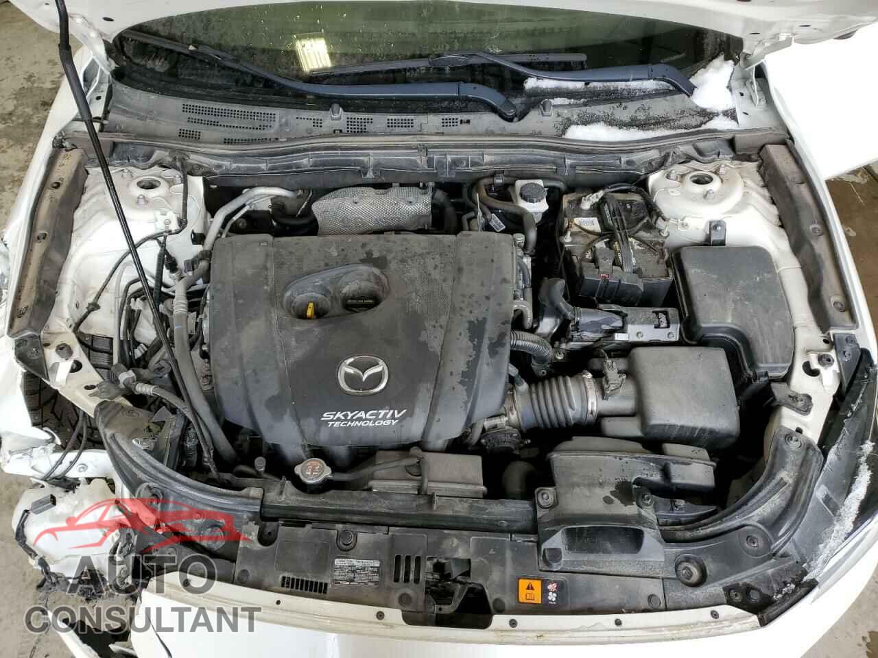 MAZDA 3 2018 - 3MZBN1L35JM254496