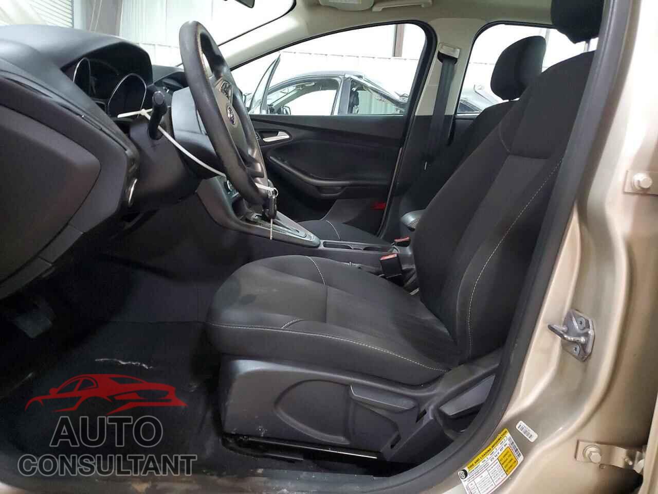 FORD FOCUS 2018 - 1FADP3H22JL314761