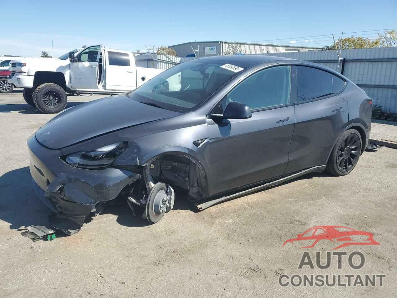 TESLA MODEL Y 2024 - 7SAYGAEE1RF988643