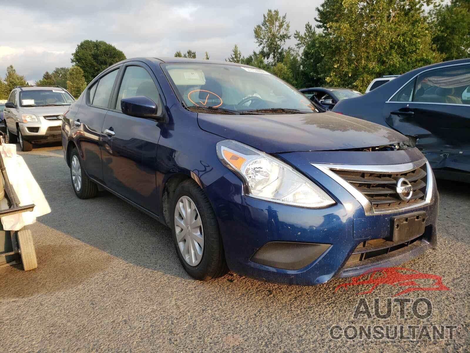 NISSAN VERSA 2018 - 3N1CN7AP6JL885654