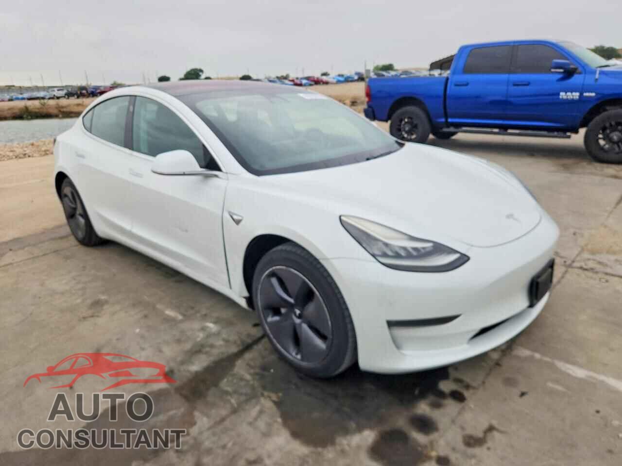 TESLA MODEL 3 2018 - 5YJ3E1EA5JF161808
