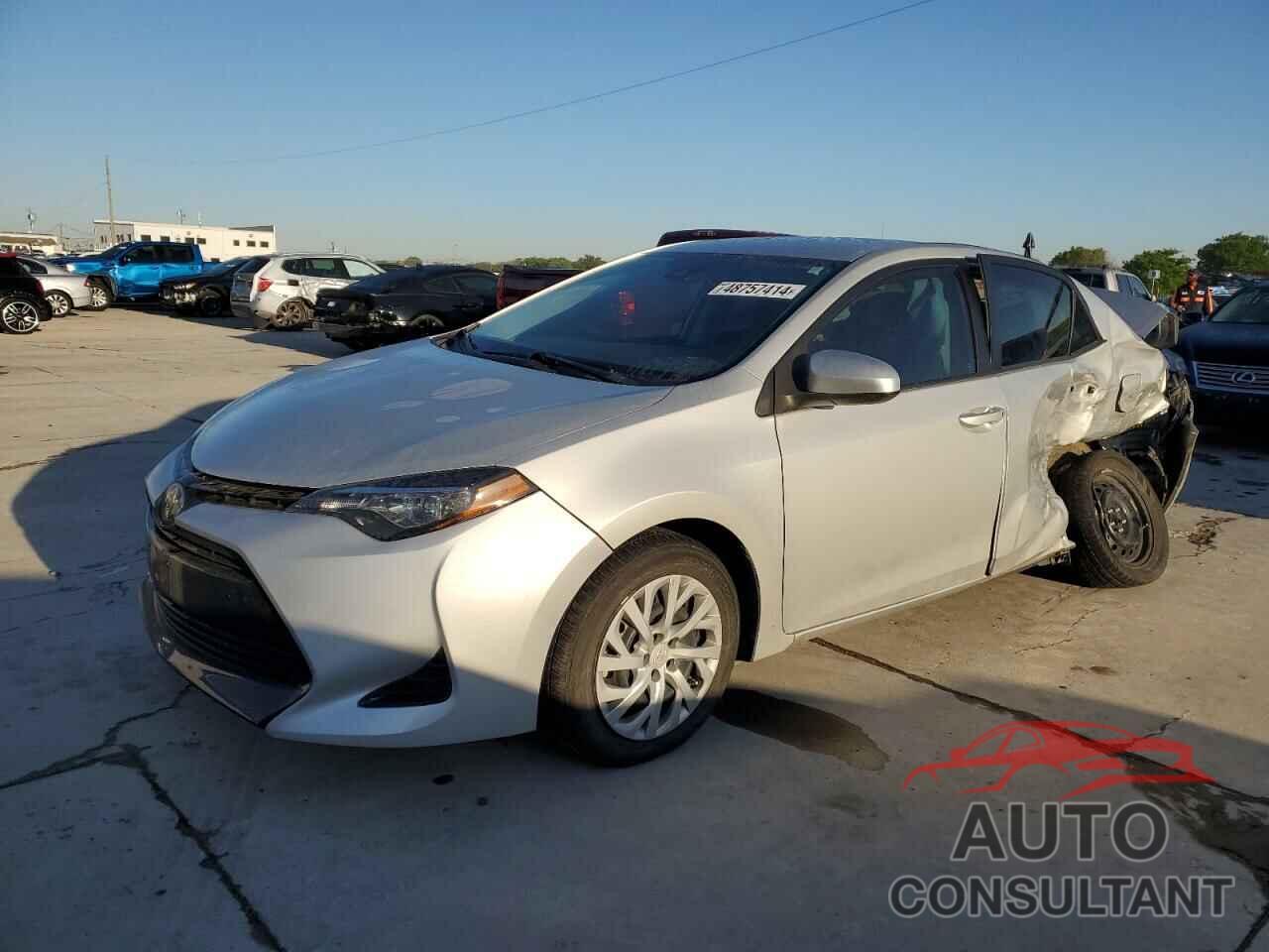 TOYOTA COROLLA 2018 - 5YFBURHE5JP834919