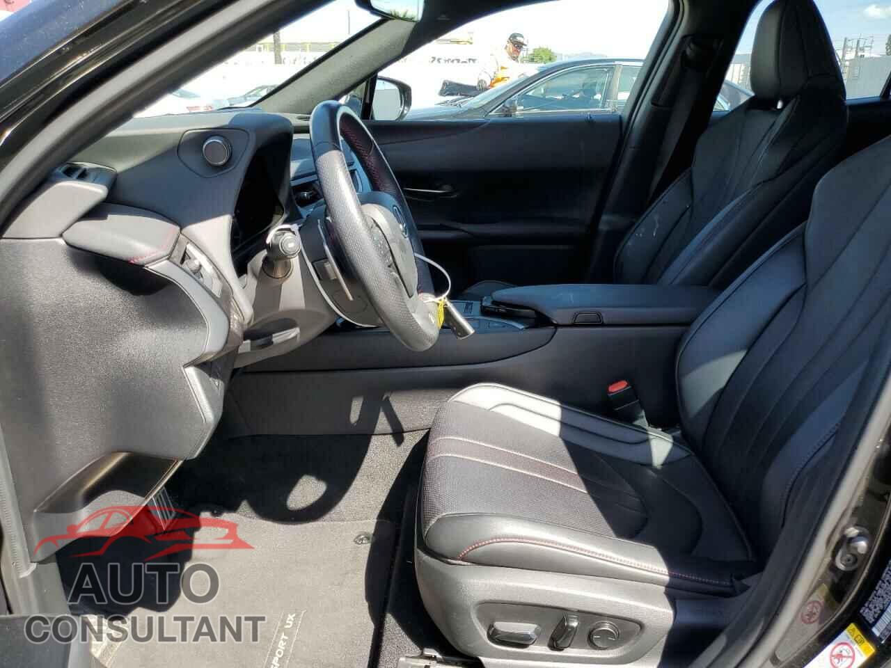 LEXUS UX 200 2019 - JTHY3JBH1K2017592