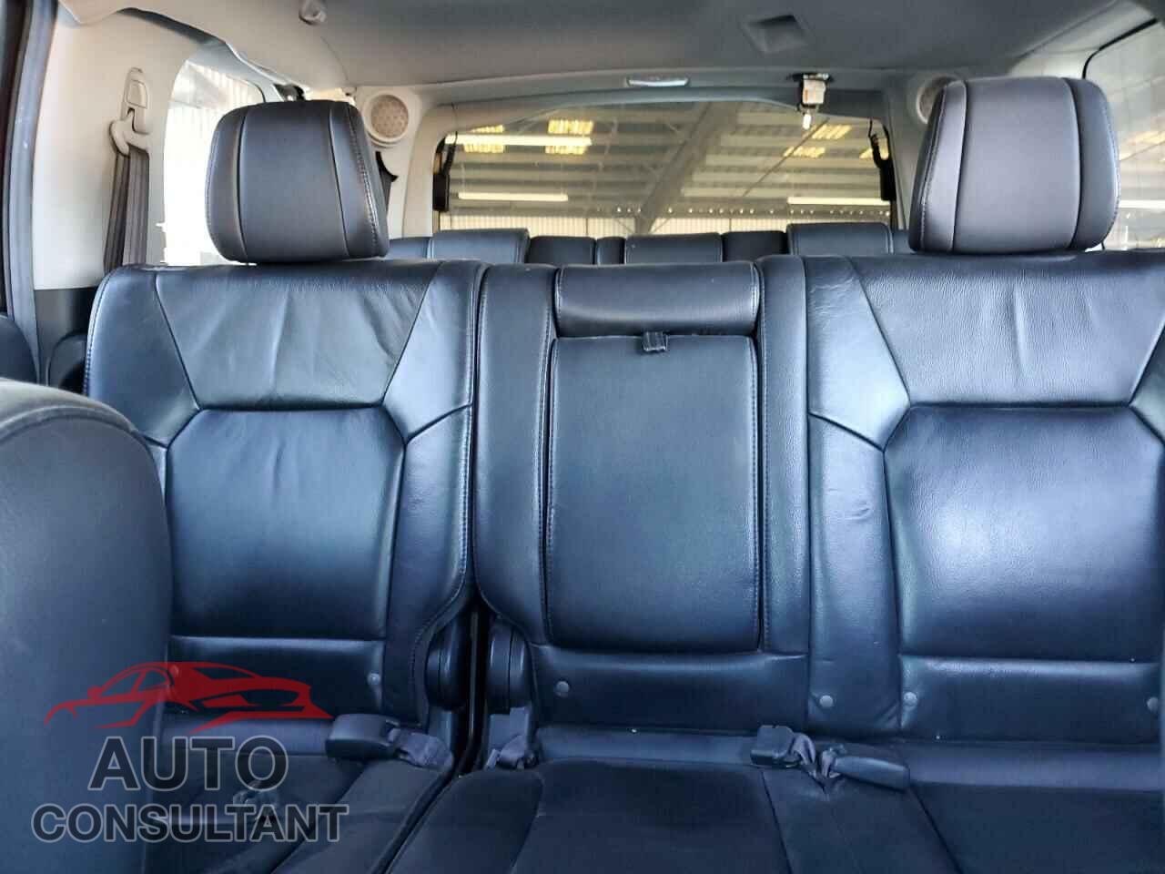 HONDA PILOT 2012 - 5FNYF3H99CB013776