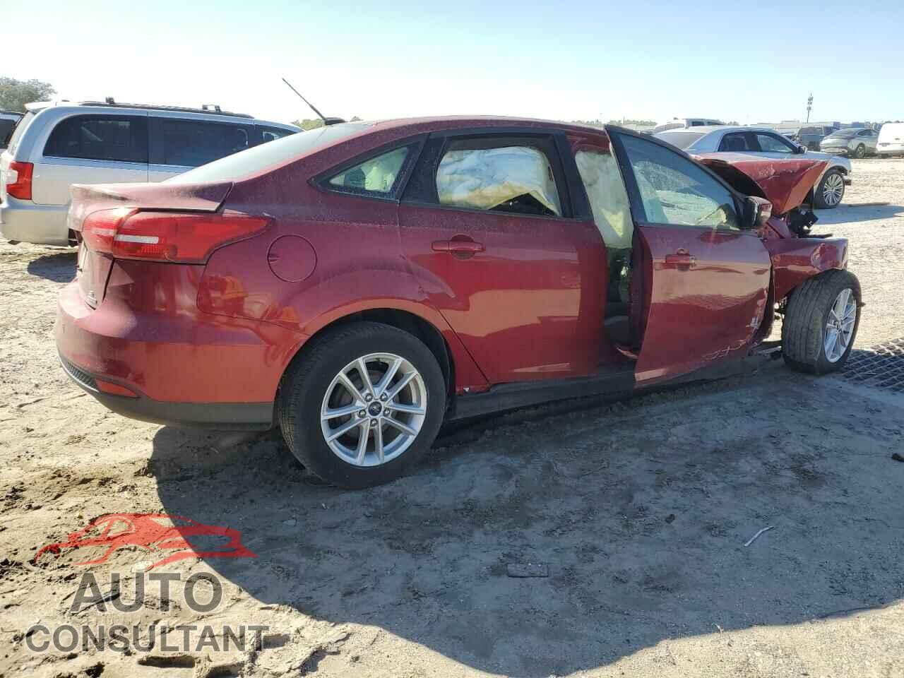 FORD FOCUS 2015 - 1FADP3F29FL216708