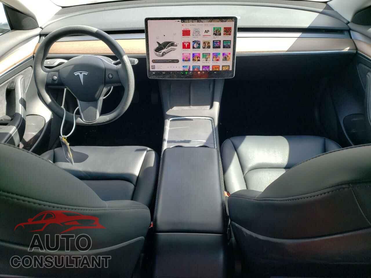 TESLA MODEL 3 2022 - 5YJ3E1EA8NF295718