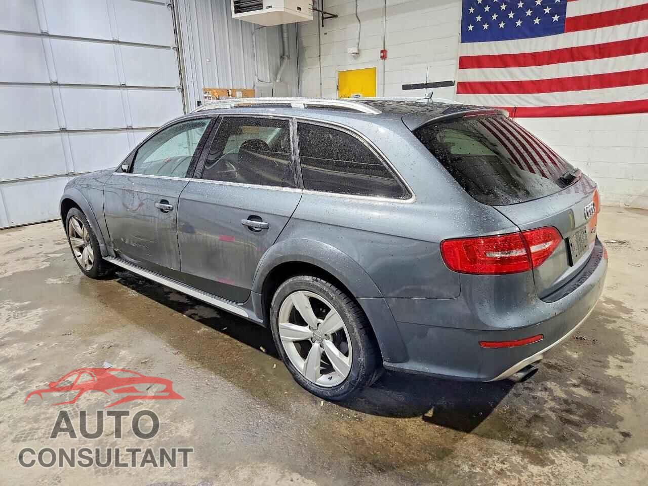 AUDI A4 2015 - WA1TFAFLXFA016125