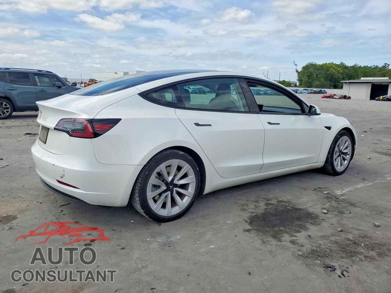 TESLA MODEL 3 2023 - 5YJ3E1EA5PF558721
