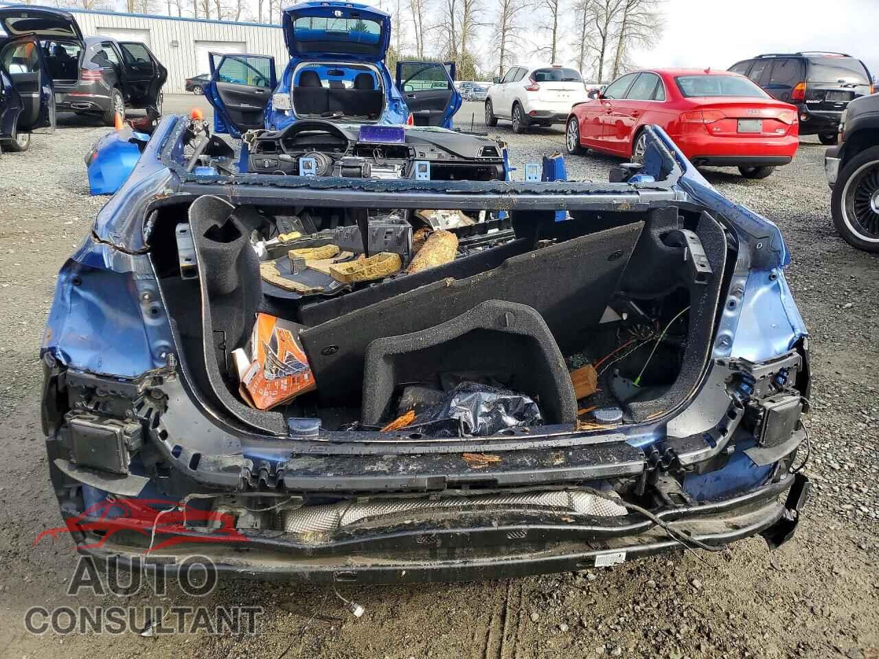 BMW 3 SERIES 2013 - WBA3A9G52DNP36802