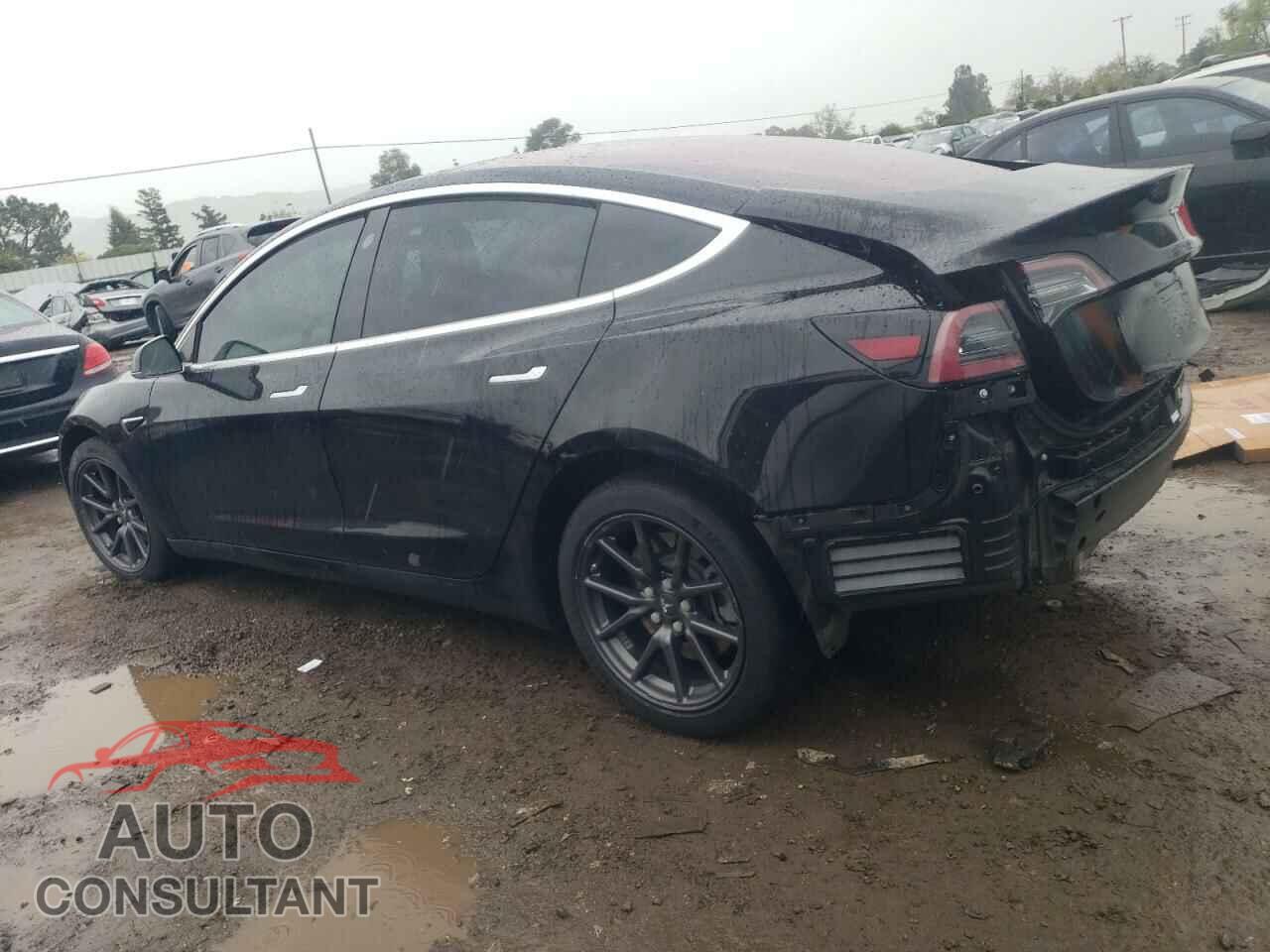 TESLA MODEL 3 2018 - 5YJ3E1EA5JF038865