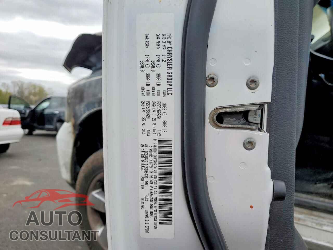DODGE RAM 1500 2012 - 1C6RD7KT1CS185431