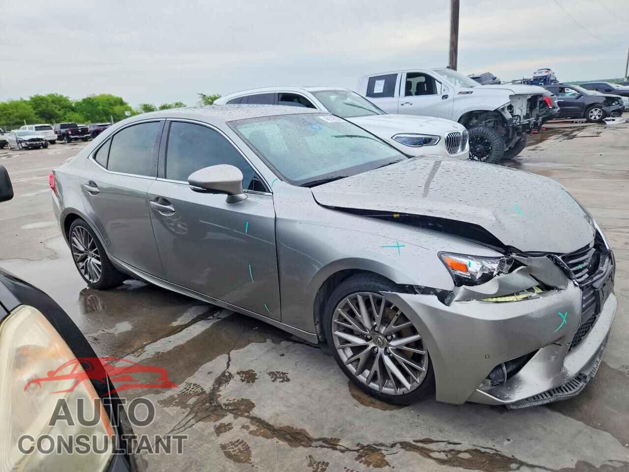 LEXUS IS 2015 - JTHBF1D20F5057690