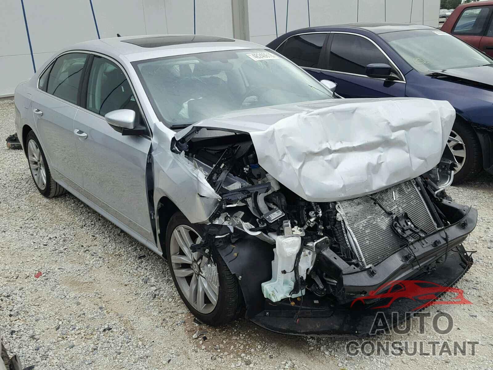 VOLKSWAGEN PASSAT 2017 - 1VWGT7A31HC075661