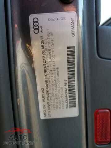 AUDI A4 2019 - WAUDNAF40KA115646