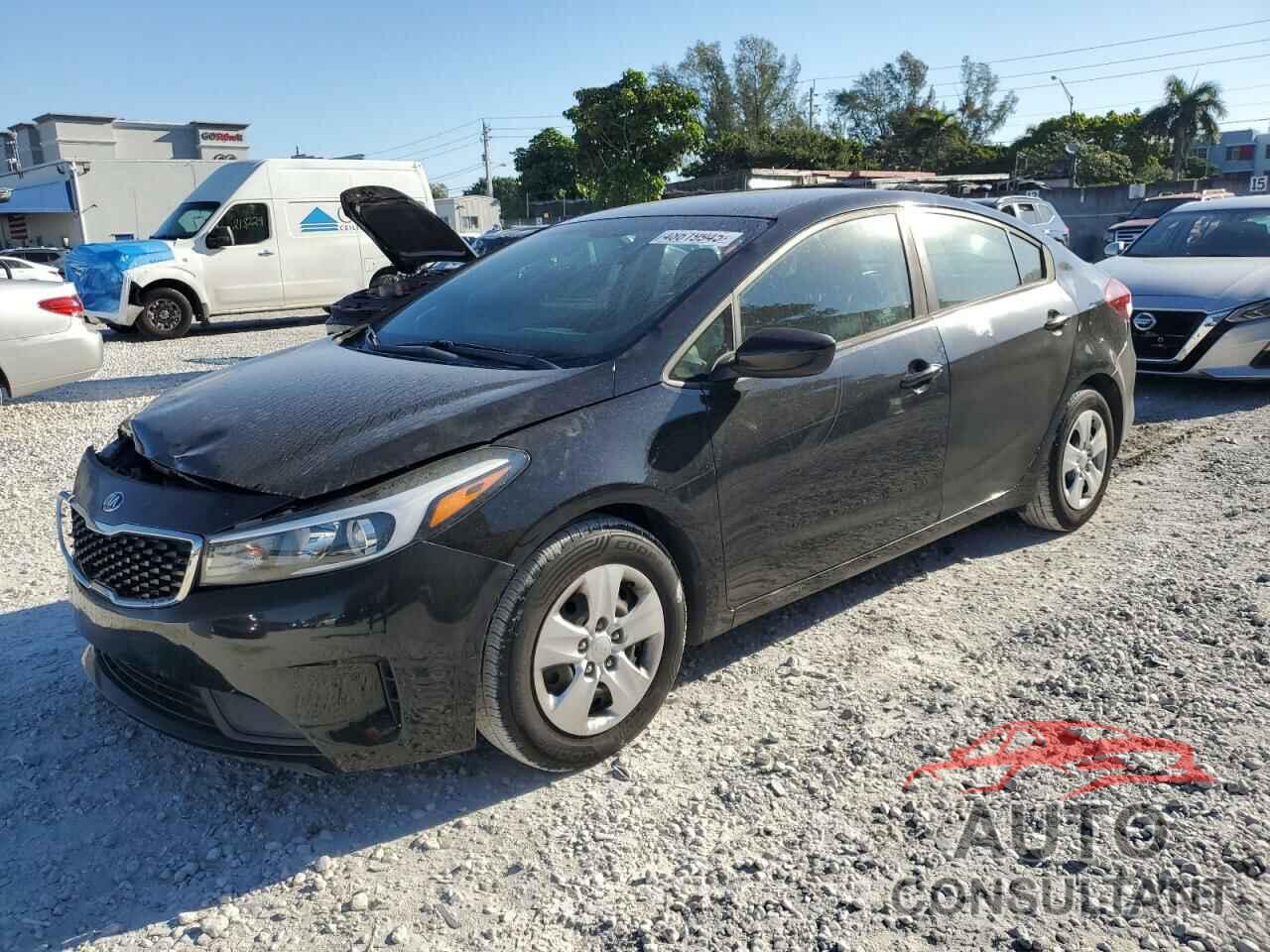 KIA FORTE 2018 - 3KPFK4A76JE260984