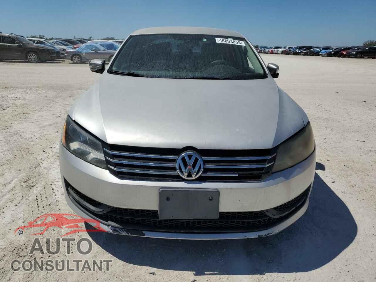 VOLKSWAGEN PASSAT 2013 - 1VWAP7A38DC079906