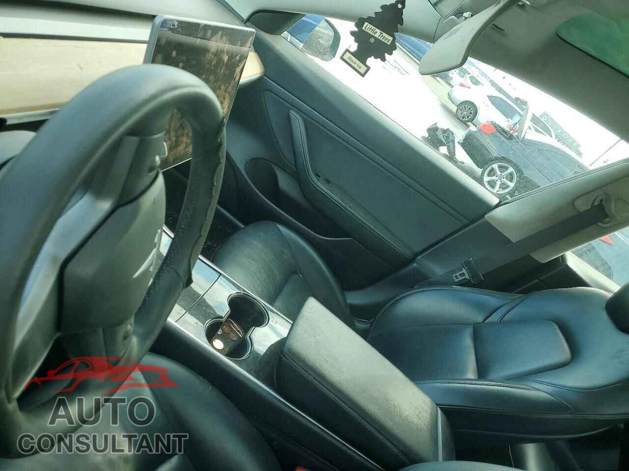 TESLA MODEL 3 2020 - 5YJ3E1EA9LF743686