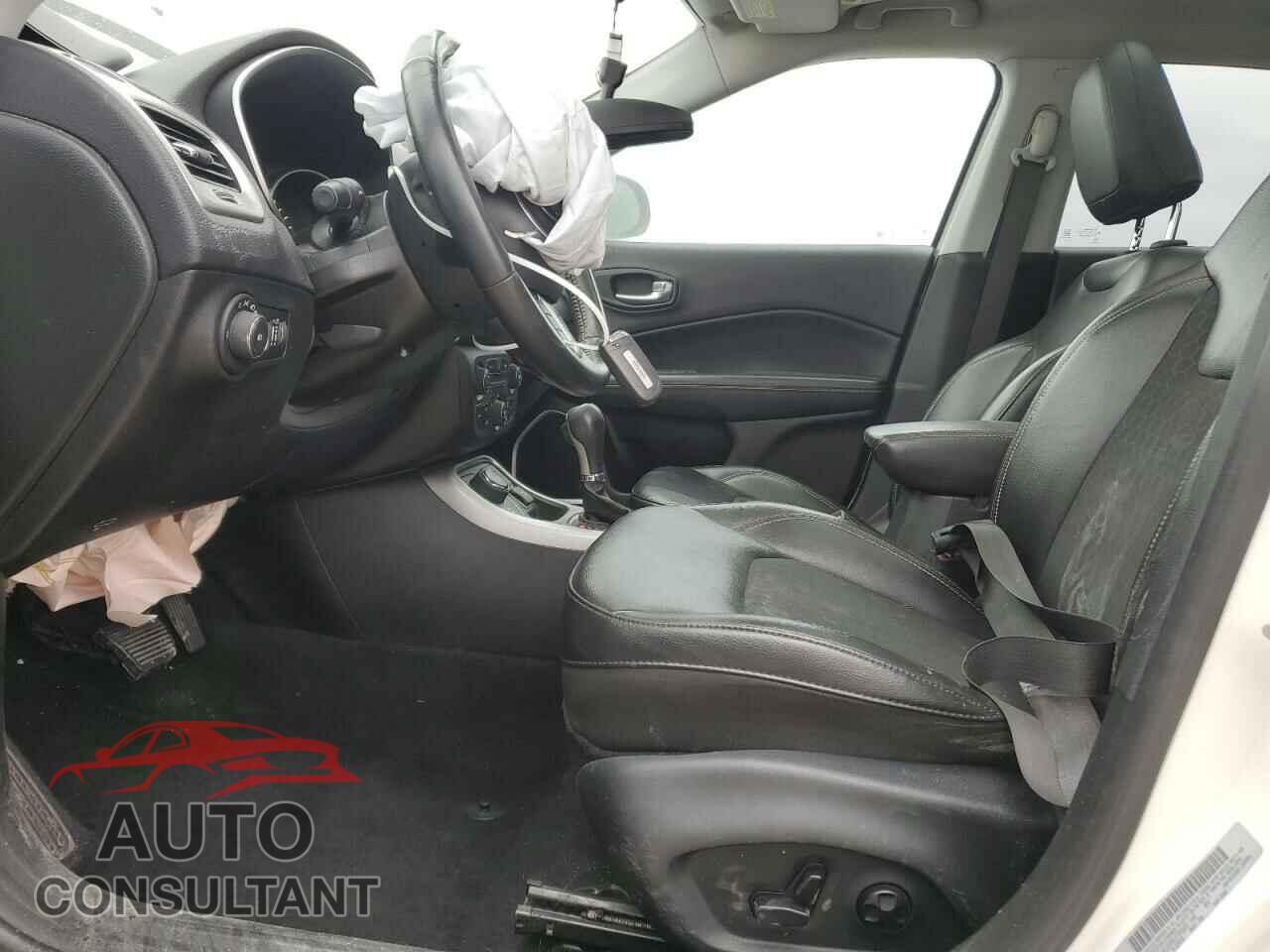 JEEP COMPASS 2018 - 3C4NJDBB6JT355655