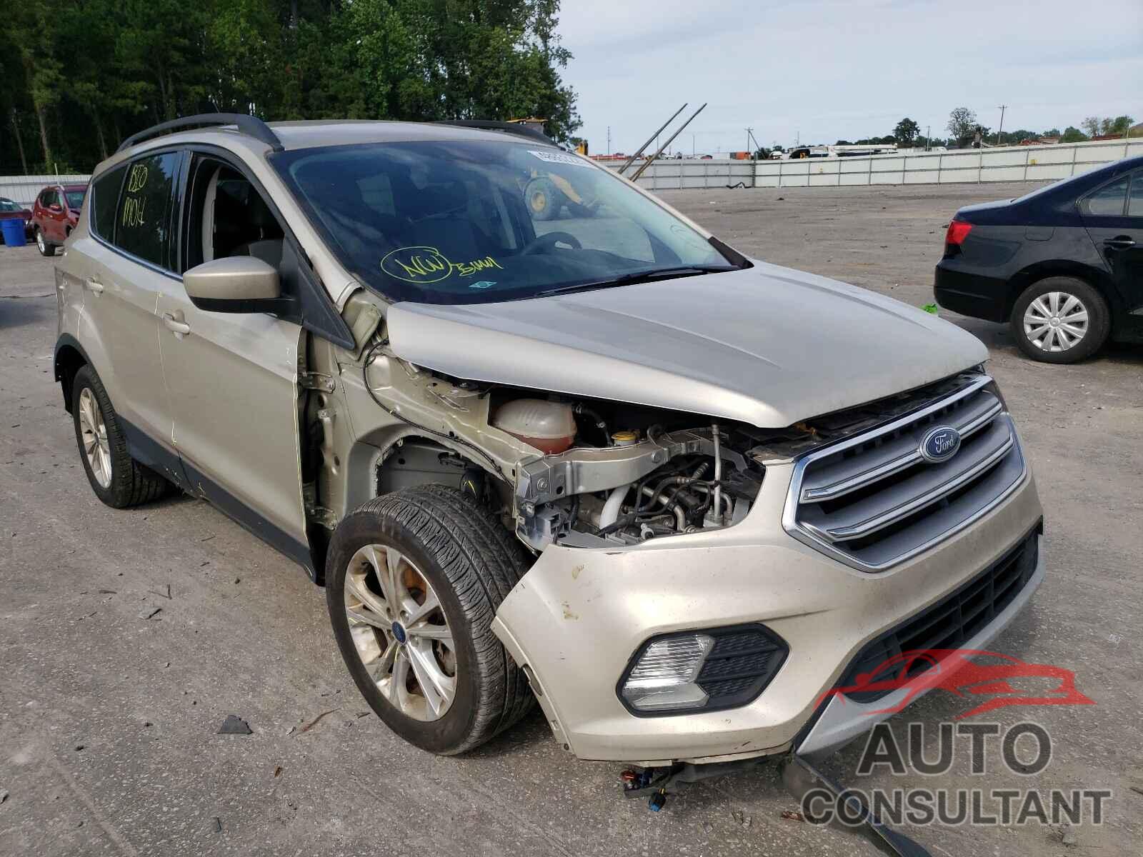 FORD ESCAPE 2017 - 1FMCU9GD3HUC53957