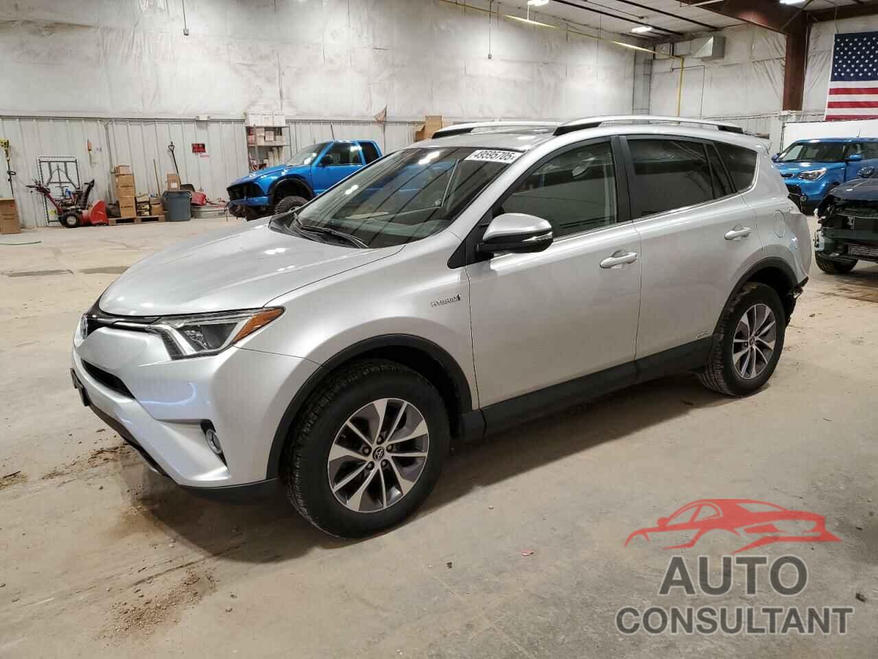 TOYOTA RAV4 2016 - JTMRJREV2GD014417