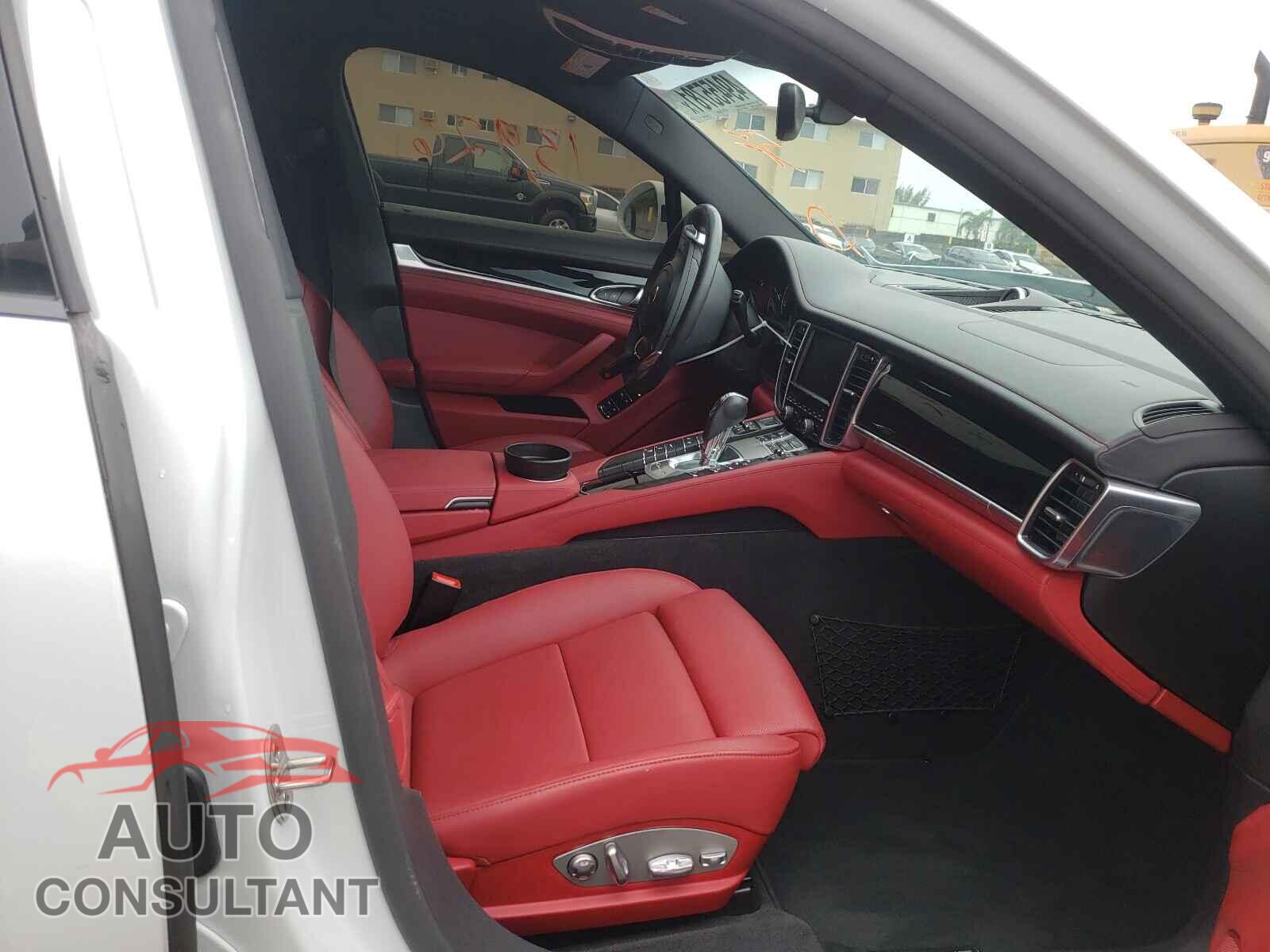 PORSCHE PANAMERA 2016 - WP0AA2A76GL006175