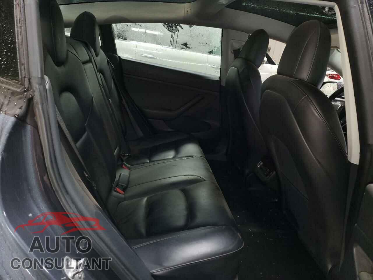 TESLA MODEL 3 2022 - 5YJ3E1EA7NF370053