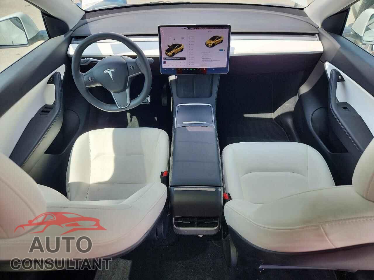 TESLA MODEL Y 2021 - 5YJYGDED5MF123317