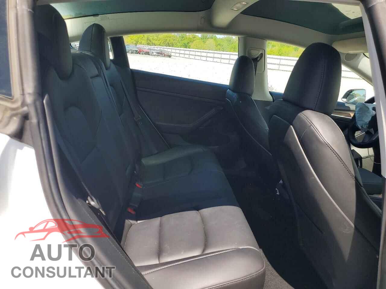 TESLA MODEL 3 2023 - 5YJ3E1EA0PF619957