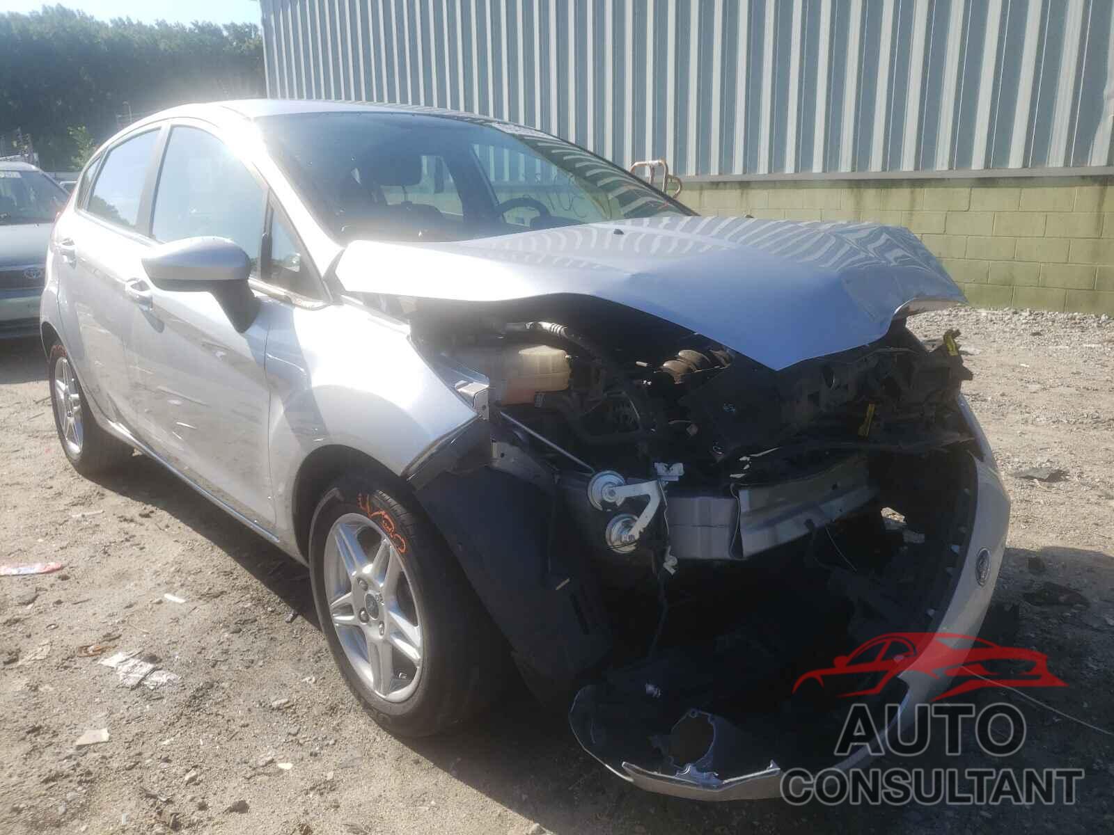 FORD FIESTA 2017 - 3FADP4EJ8HM125204