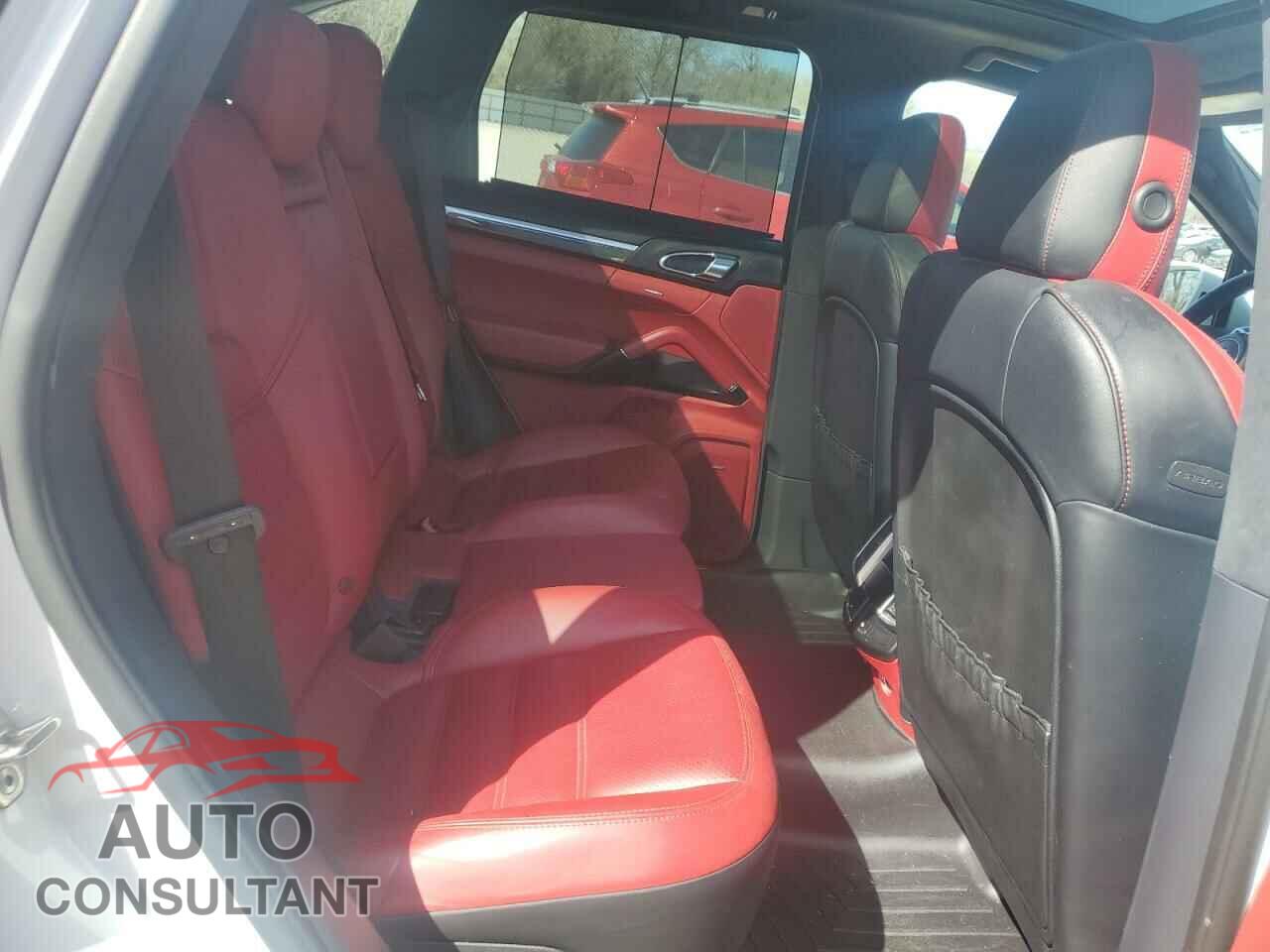 PORSCHE CAYENNE 2016 - WP1AD2A27GLA75810