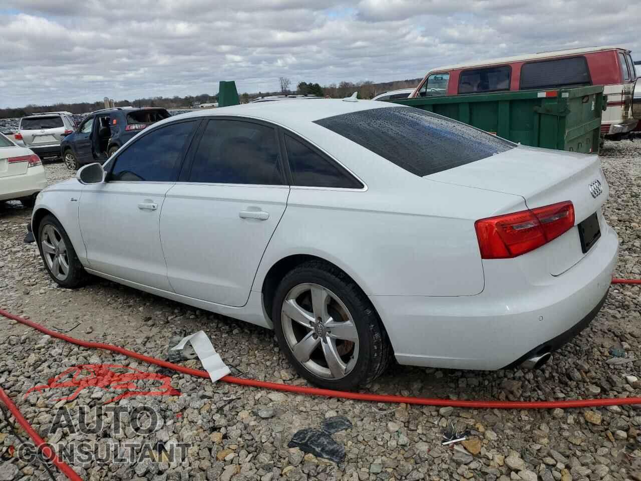 AUDI A6 2012 - WAUGGAFC3CN177700