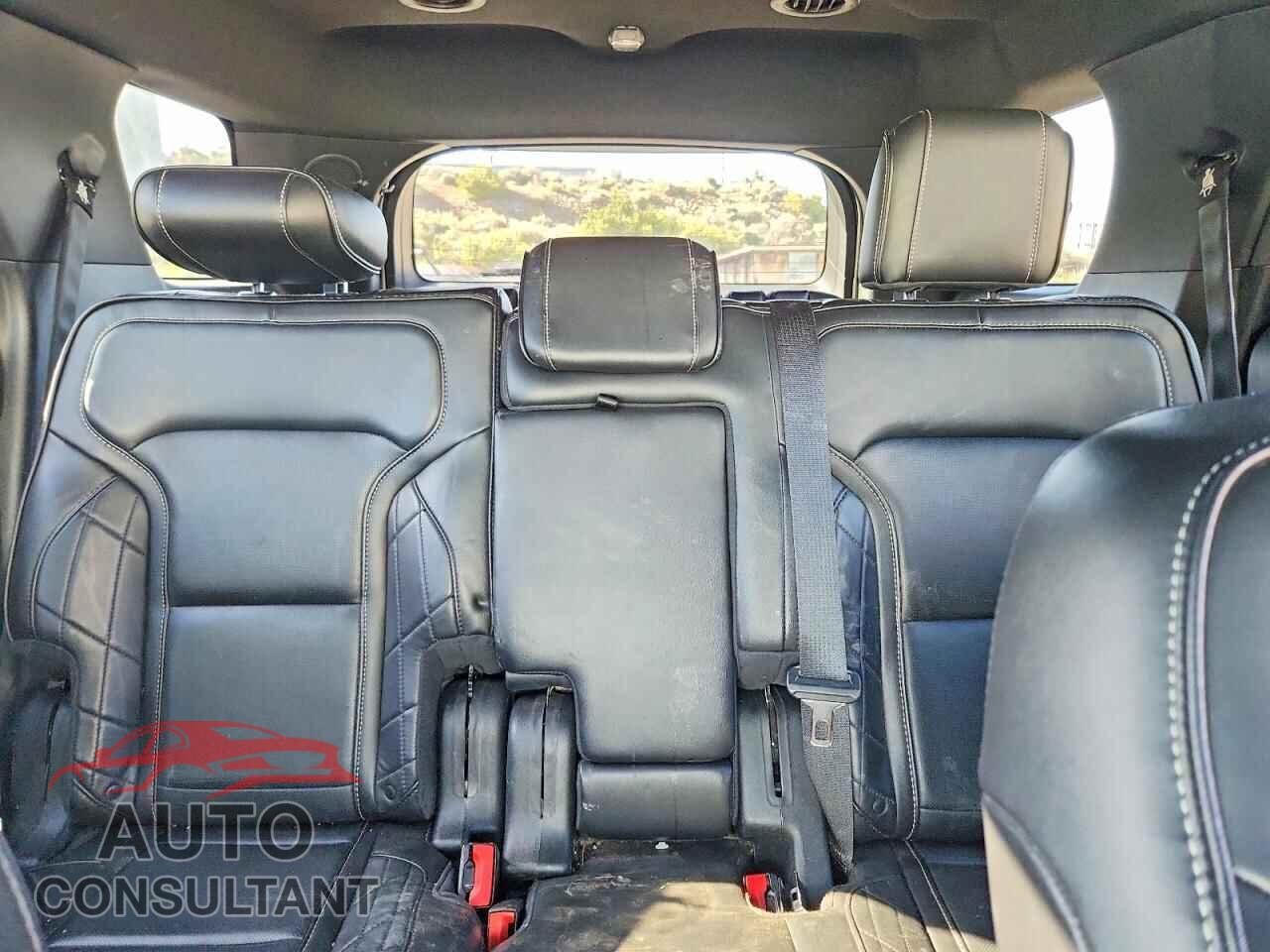 FORD EXPLORER 2017 - 1FM5K8HT3HGD21879