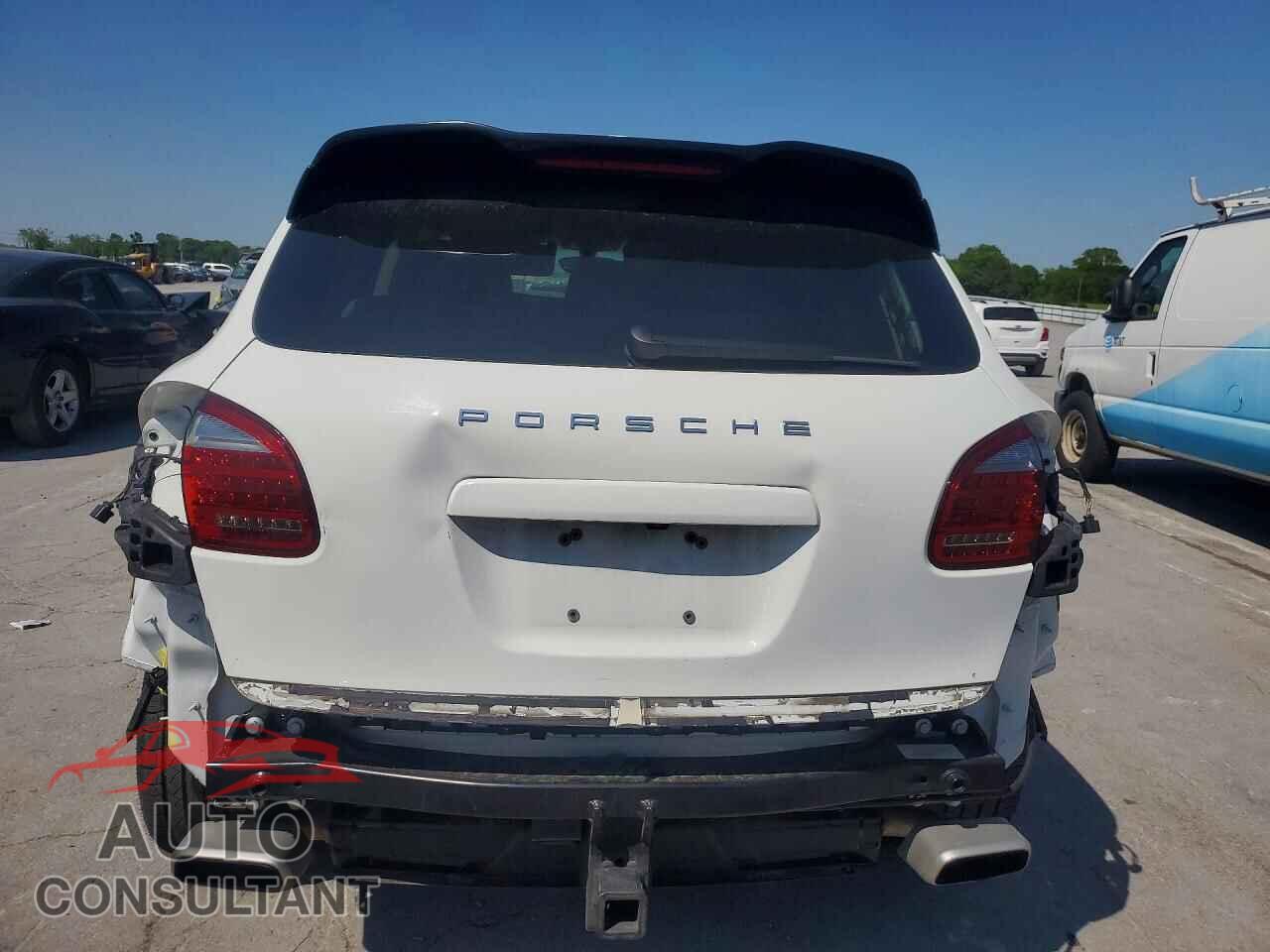 PORSCHE CAYENNE 2013 - WP1AA2A24DLA01121