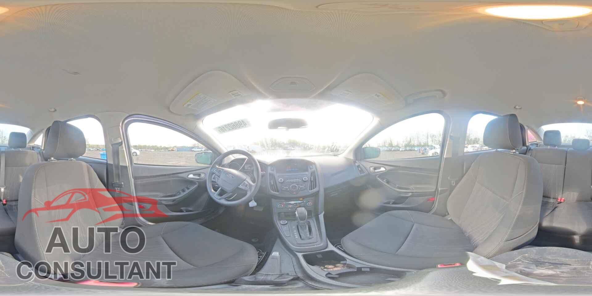 FORD FOCUS 2018 - 1FADP3FE5JL227451