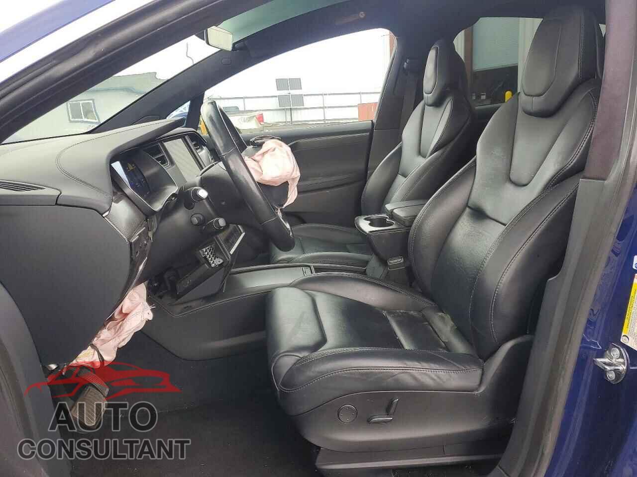 TESLA MODEL X 2018 - 5YJXCDE28JF139691