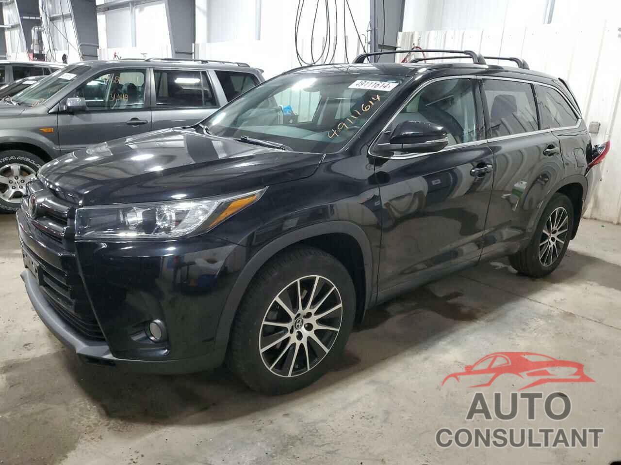 TOYOTA HIGHLANDER 2018 - 5TDJZRFH5JS559103