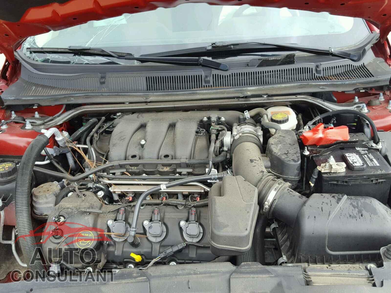 FORD TAURUS 2016 - 1FAHP2E85GG121512